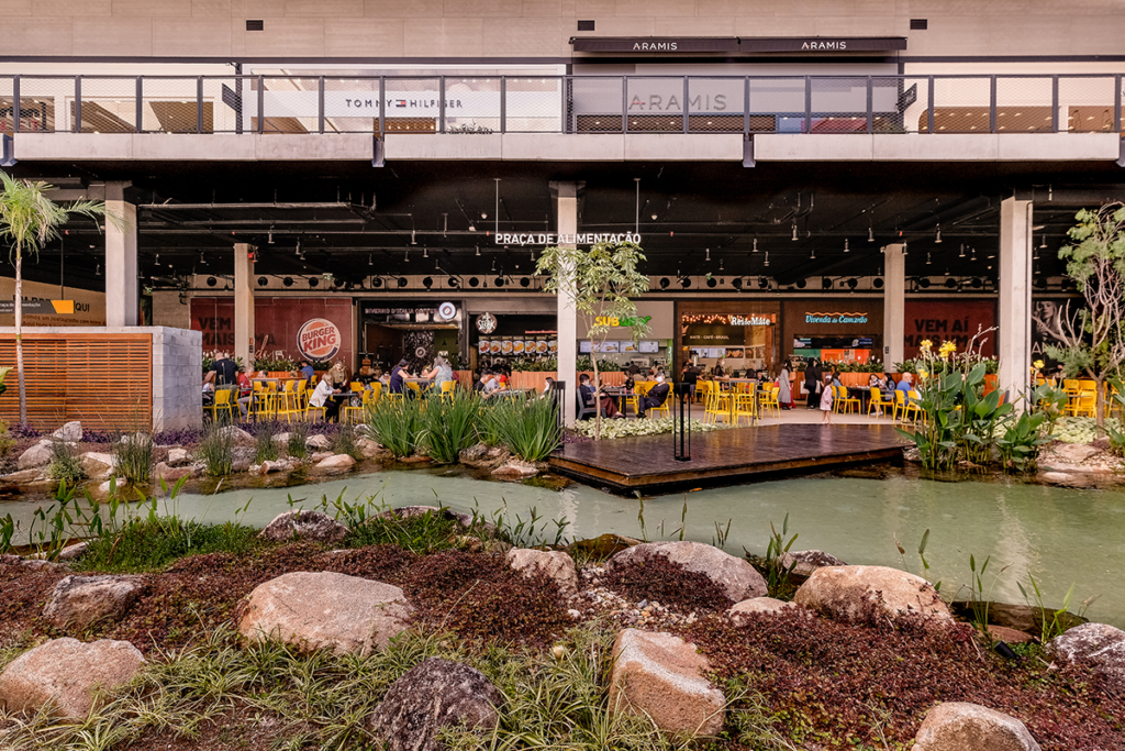 Outlet Premium Grande São Paulo - это торговый центр открытого типа